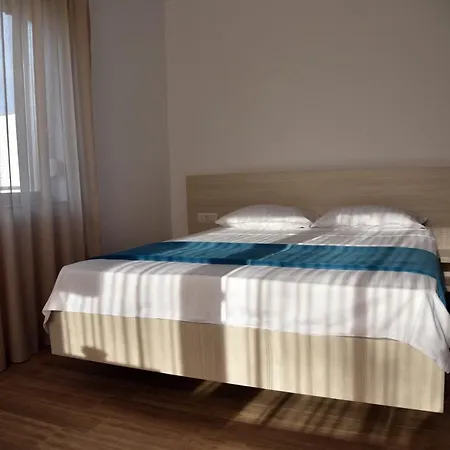 게스트하우스 Ozzy 3*